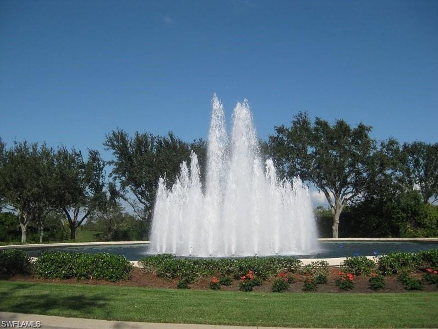 C2560 - Spectacular! Complete reno like you've never seen in Les Chateaux! This beautiful 3 bedroom, 2 bathroom has an up close lake view and an open concept living area, like no other!  Pelican Marsh is centrally located with tons of amenities.