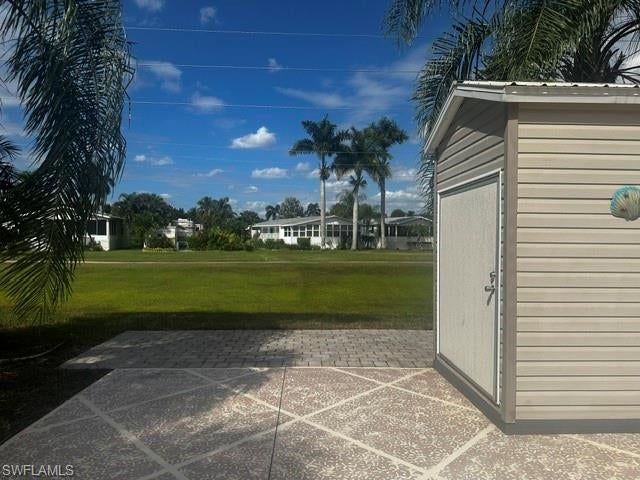 1647 Diamond Lake CIR