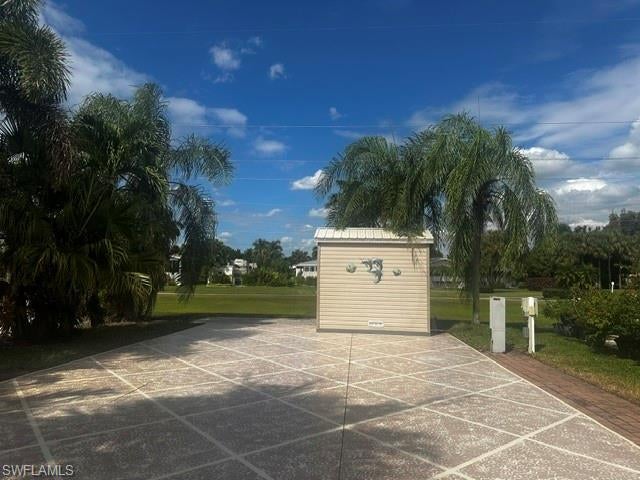 1647 Diamond Lake CIR