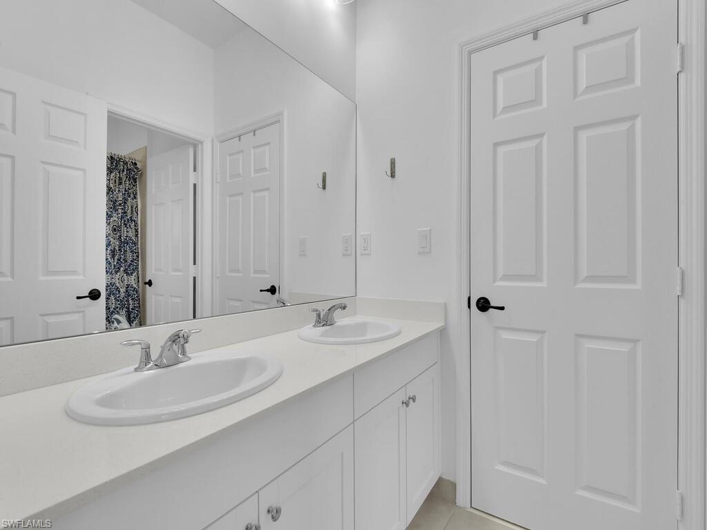 MAPLE RIDGE - Residential