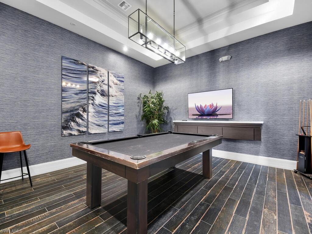 MAPLE RIDGE - Residential