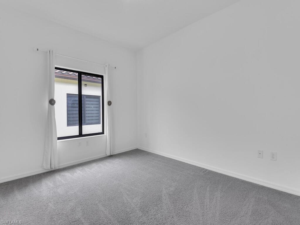 MAPLE RIDGE - Residential