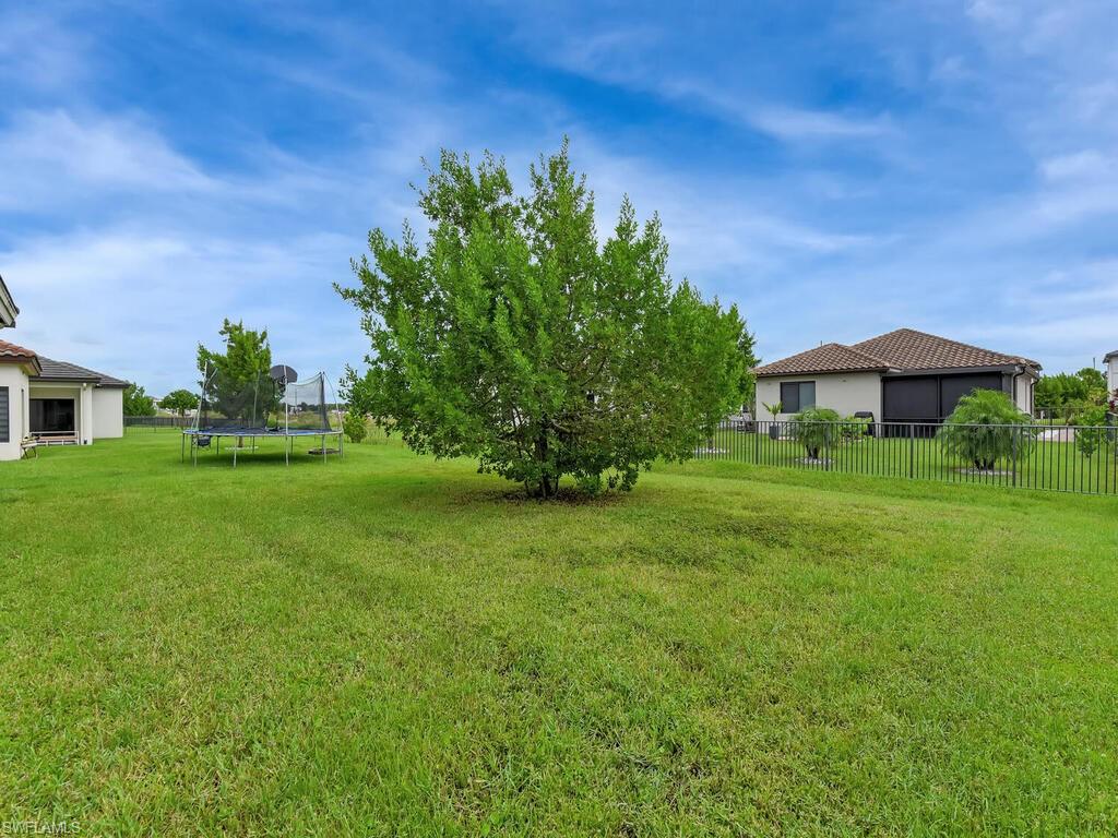 MAPLE RIDGE - Residential