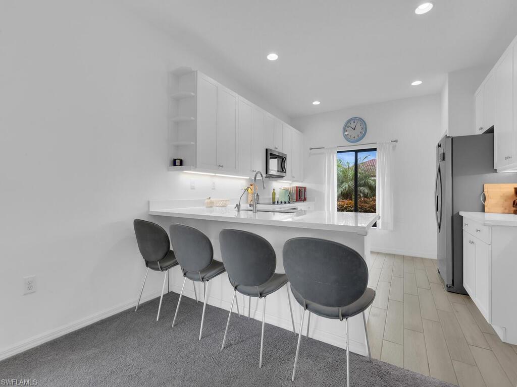 MAPLE RIDGE - Residential