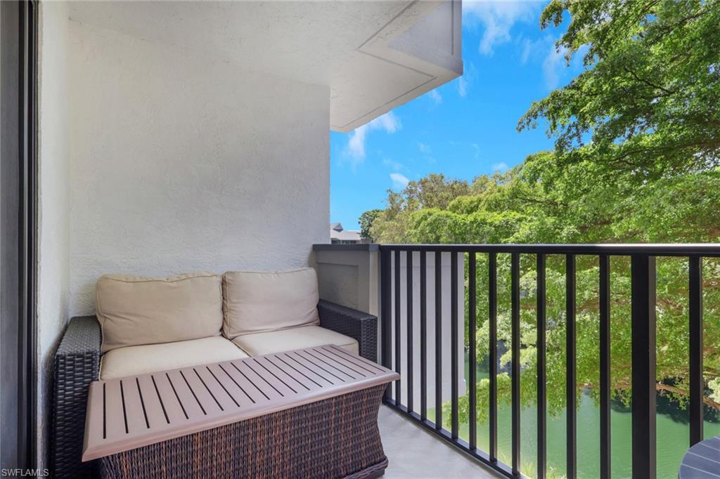 PARK SHORE RESORT - Residential