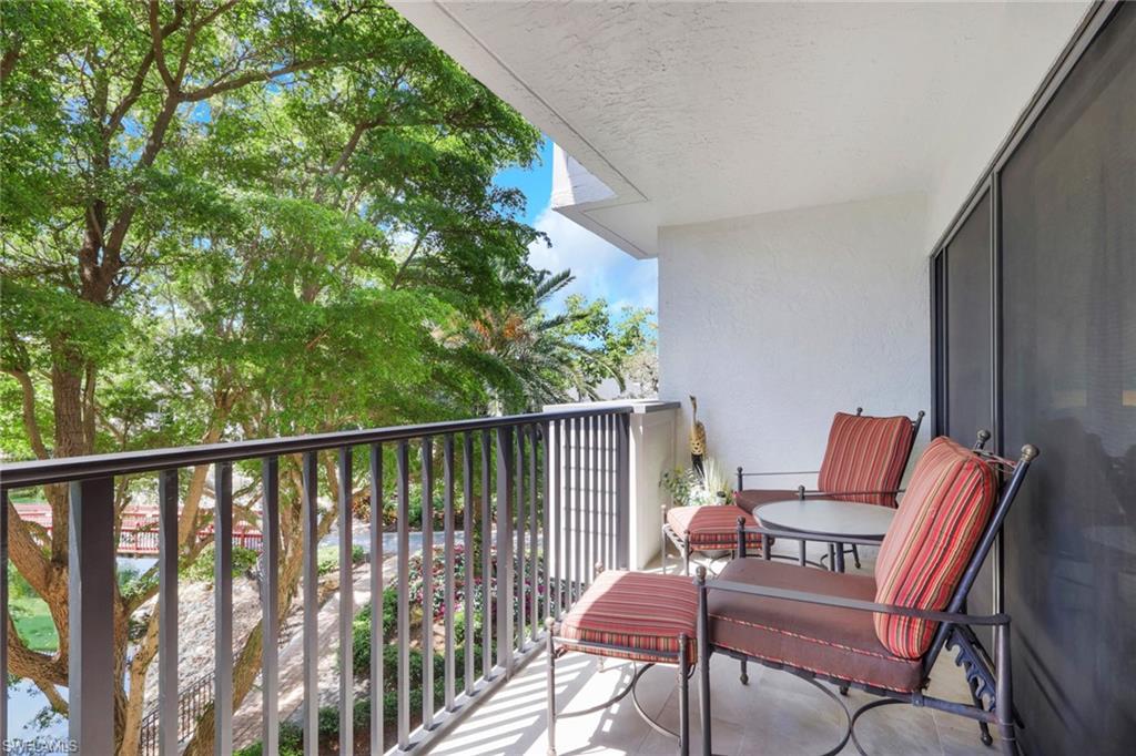 PARK SHORE RESORT - Residential