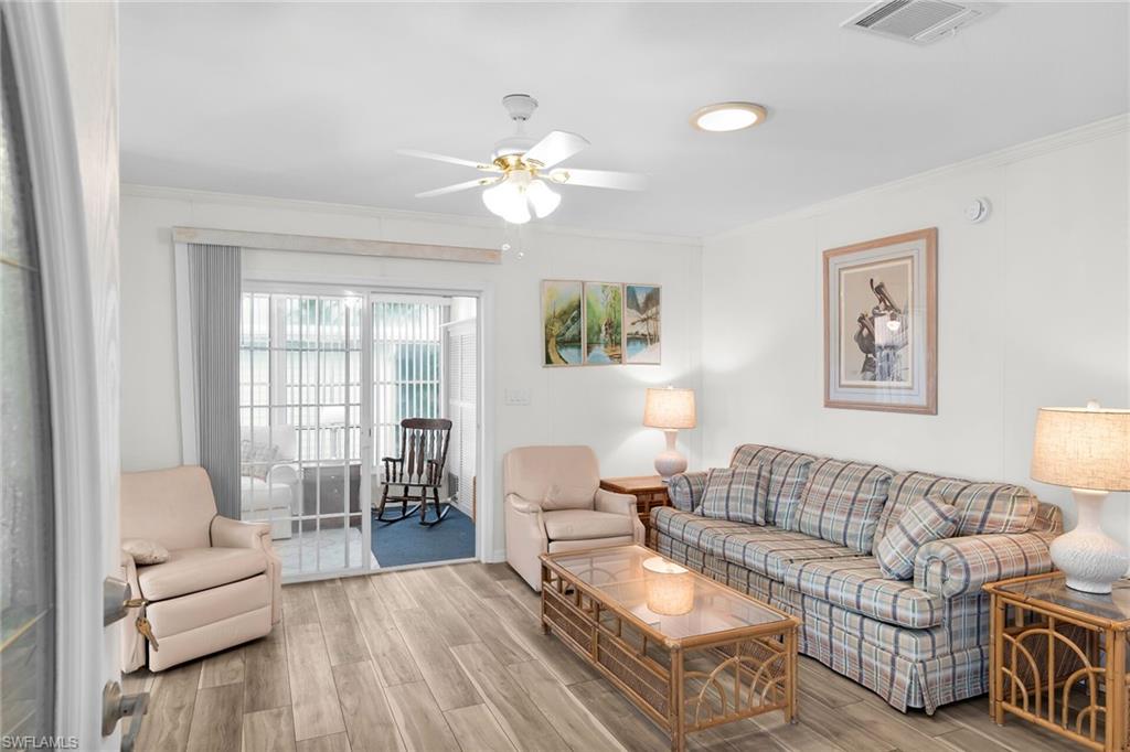 RIVIERA COLONY - Residential