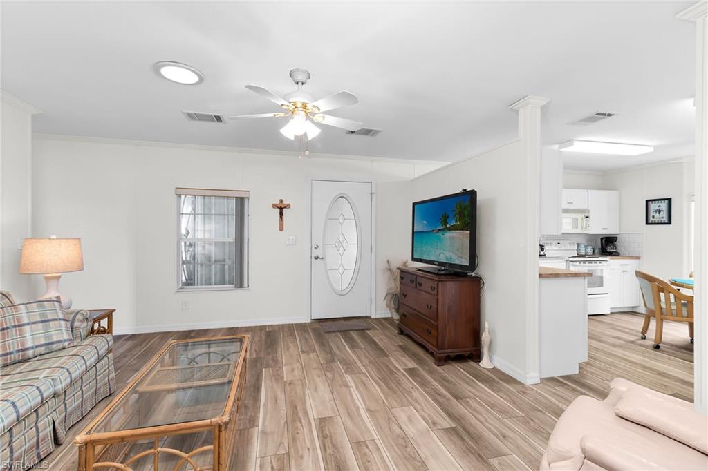 RIVIERA COLONY - Residential