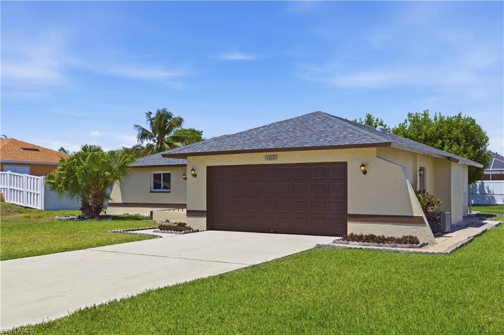 CAPE CORAL - Residential