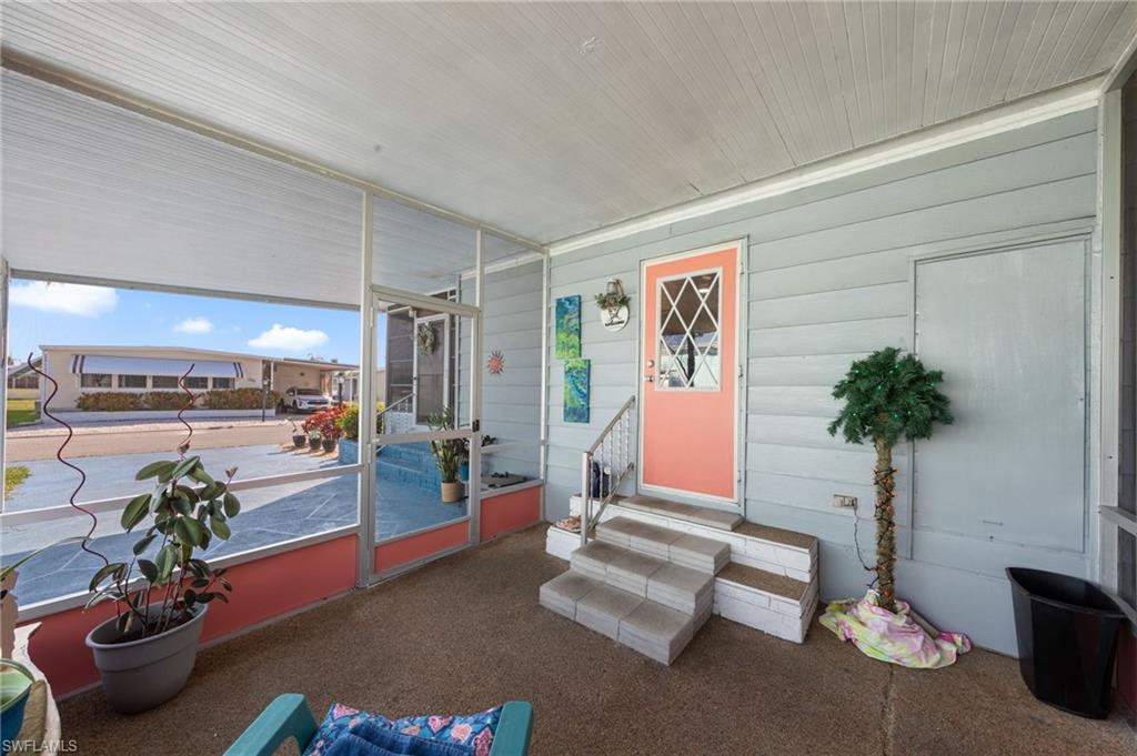 SIX LAKES COUNTRY CLUB - Residential