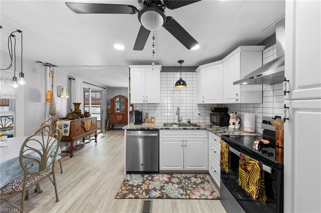 SIX LAKES COUNTRY CLUB - Residential