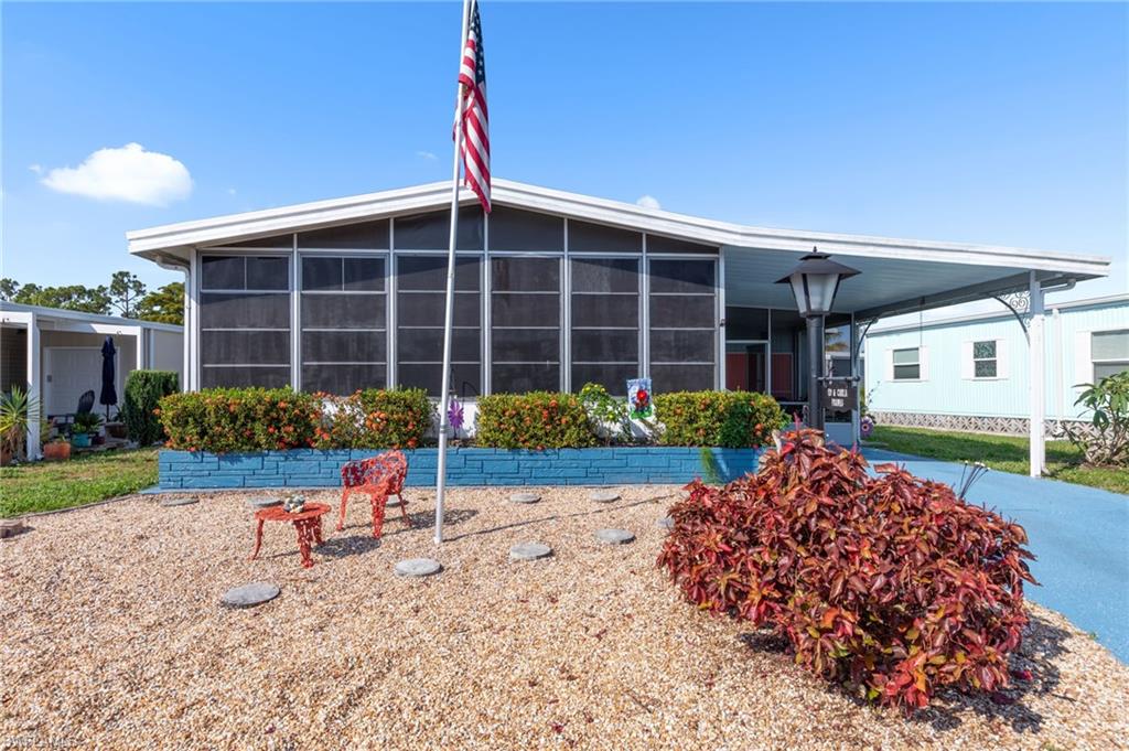 SIX LAKES COUNTRY CLUB - Residential