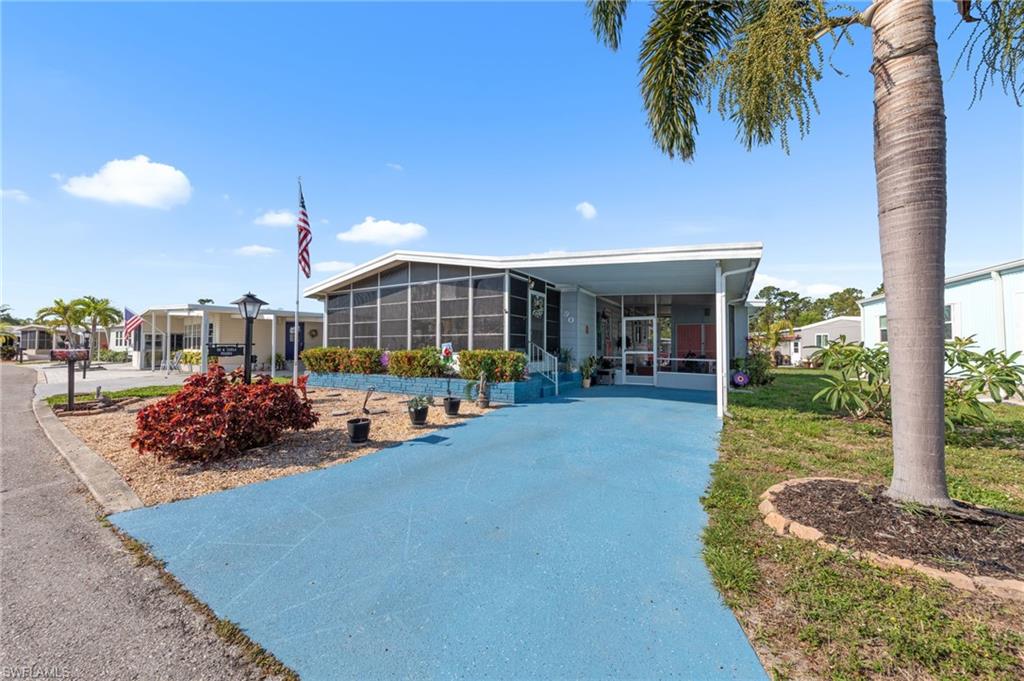 SIX LAKES COUNTRY CLUB - Residential