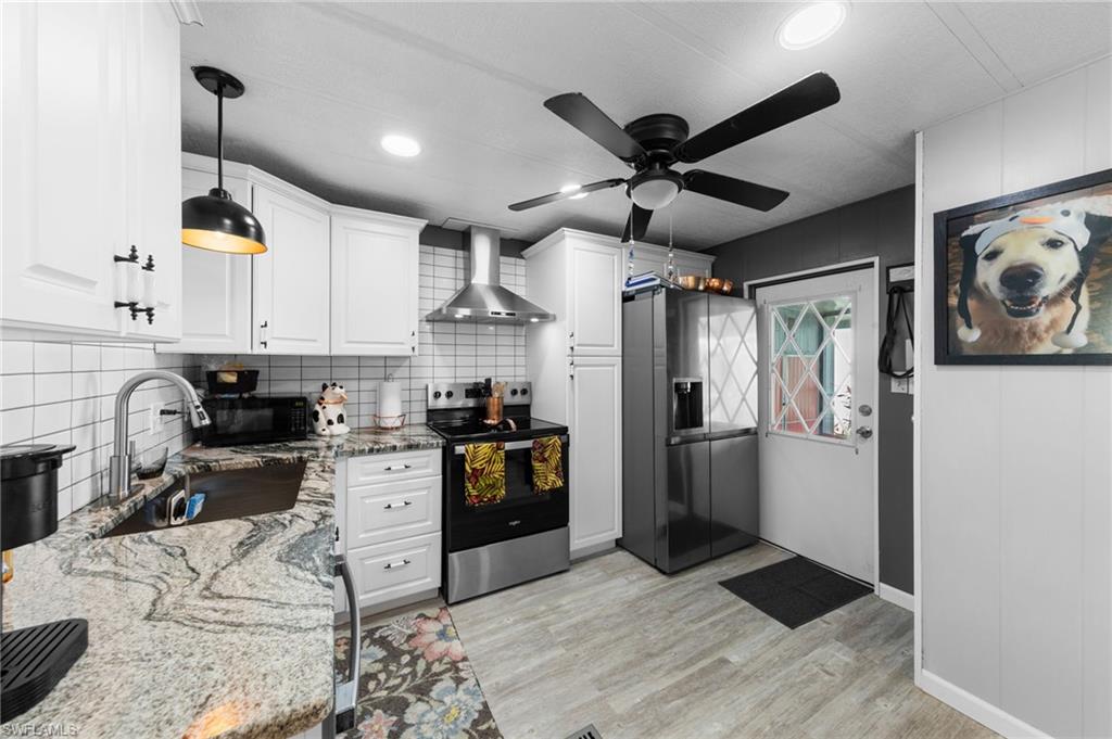 SIX LAKES COUNTRY CLUB - Residential