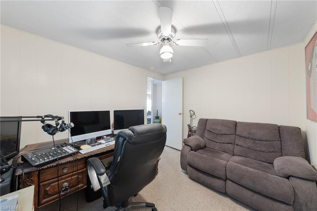 SIX LAKES COUNTRY CLUB - Residential