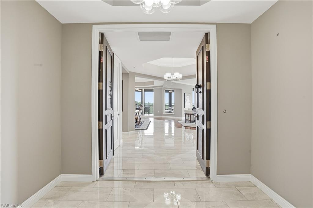 LA SCALA AT THE COLONY - Residential