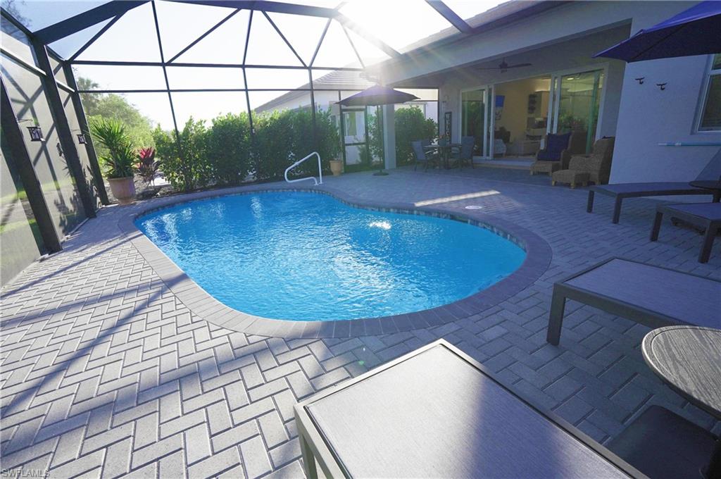 VALENCIA TRAILS - Residential