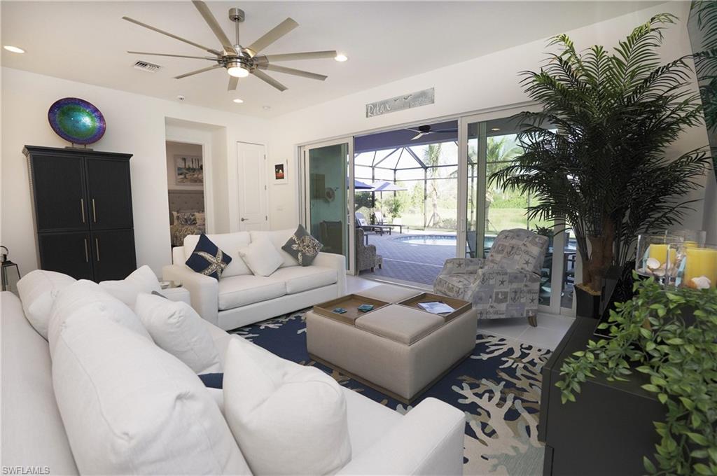 VALENCIA TRAILS - Residential