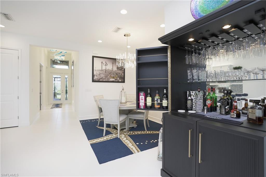 VALENCIA TRAILS - Residential