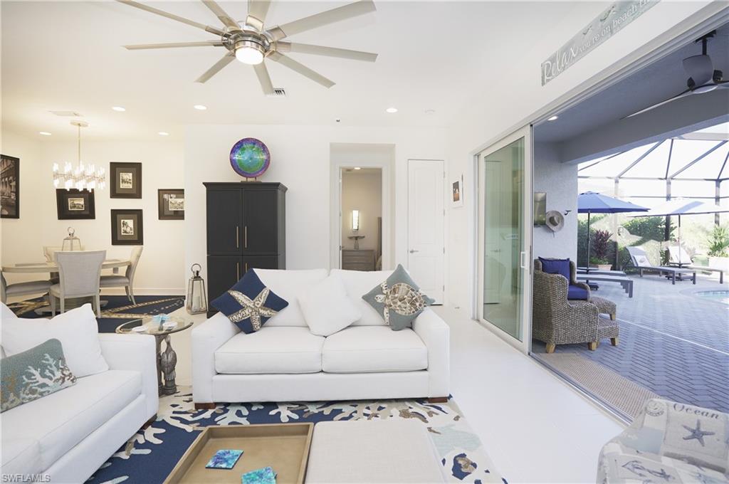 VALENCIA TRAILS - Residential