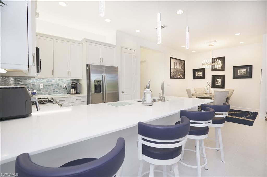 VALENCIA TRAILS - Residential