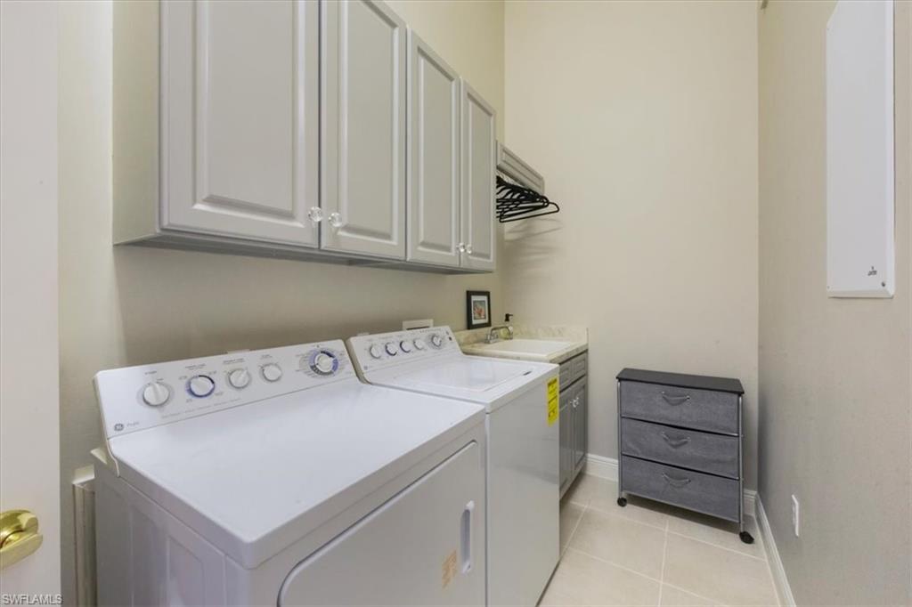 MONTEROSSO - Residential