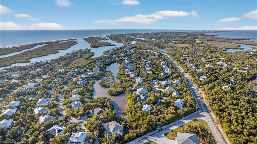 SANIBEL BAYOUS - Residential