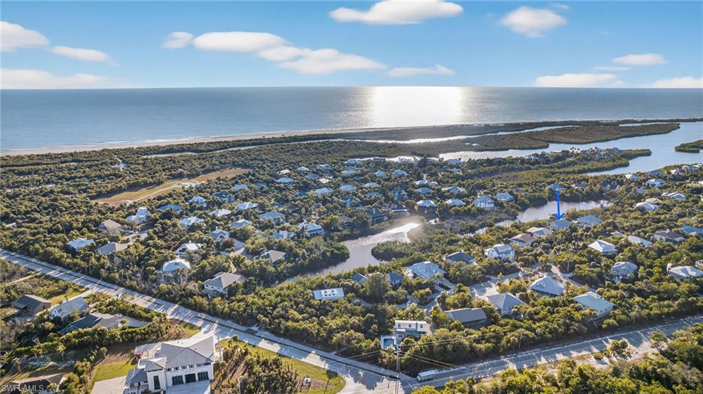 SANIBEL BAYOUS - Residential