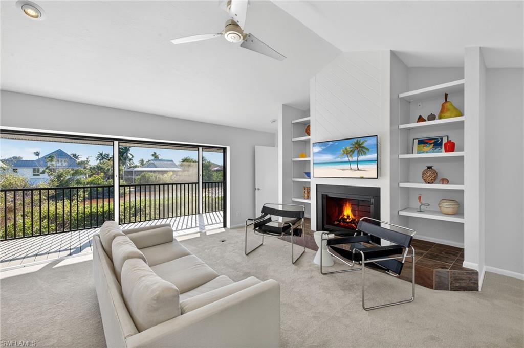 SANIBEL BAYOUS - Residential