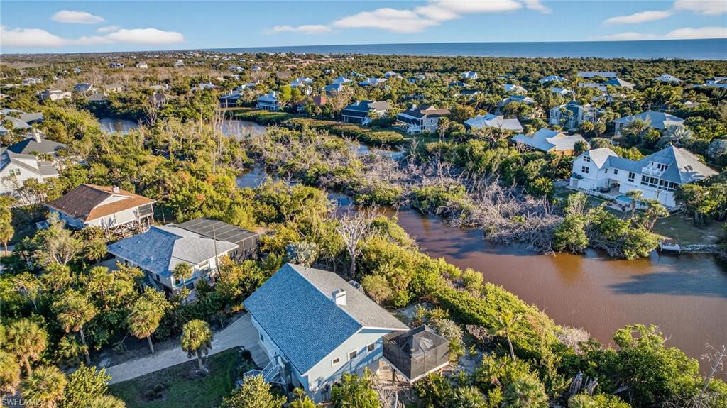 SANIBEL BAYOUS - Residential