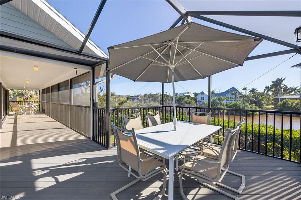 SANIBEL BAYOUS - Residential