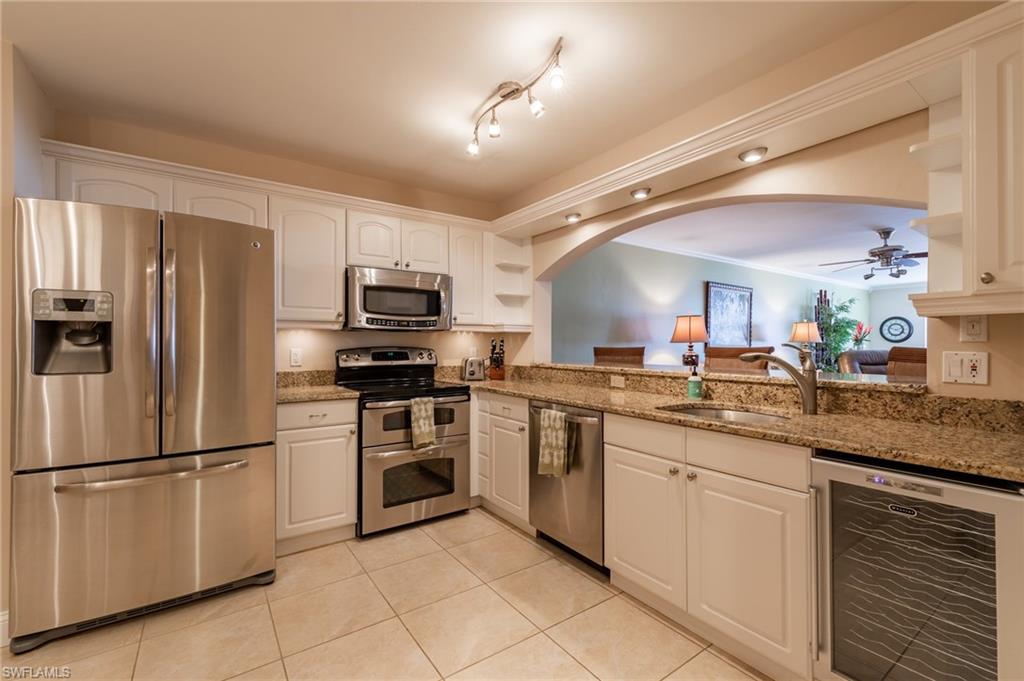 SUNSET HARBOR - Residential