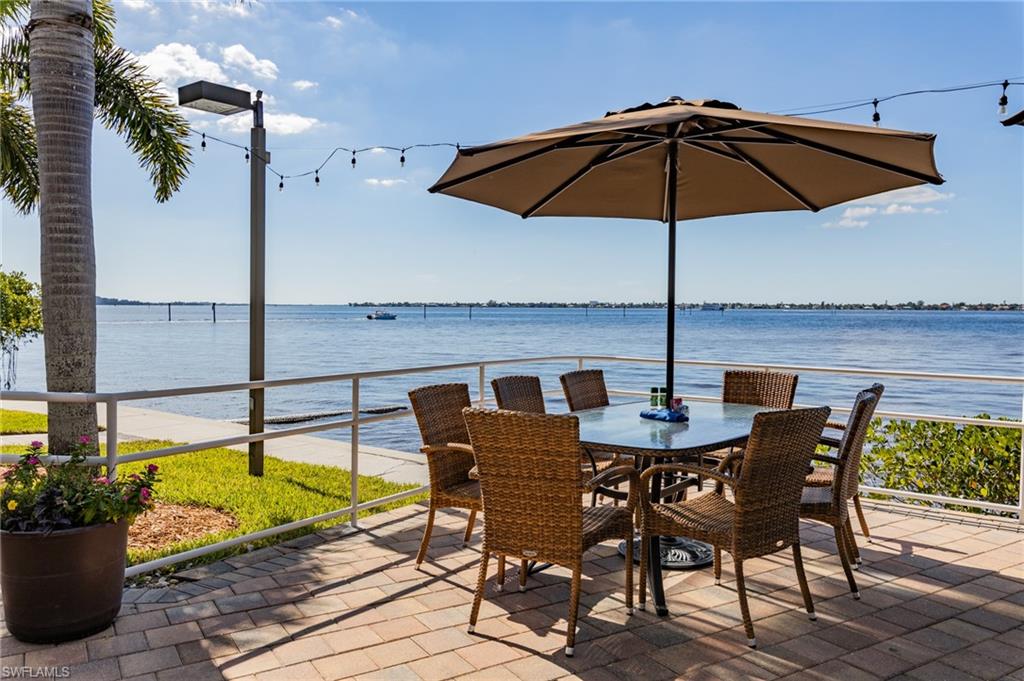 SUNSET HARBOR - Residential