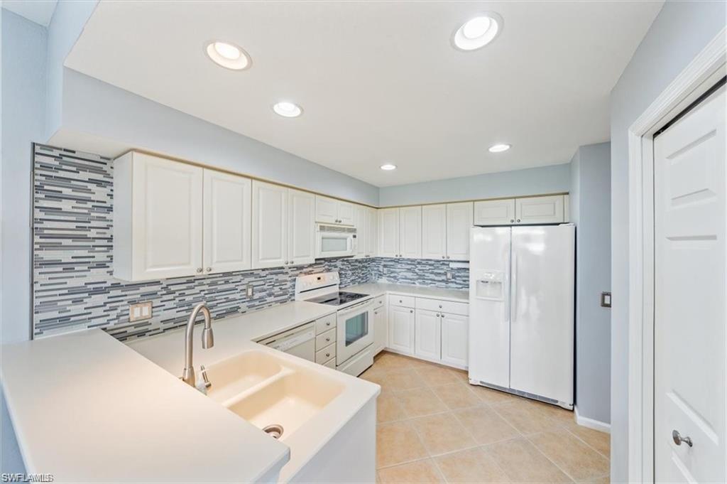 OAK HAMMOCK II - Residential