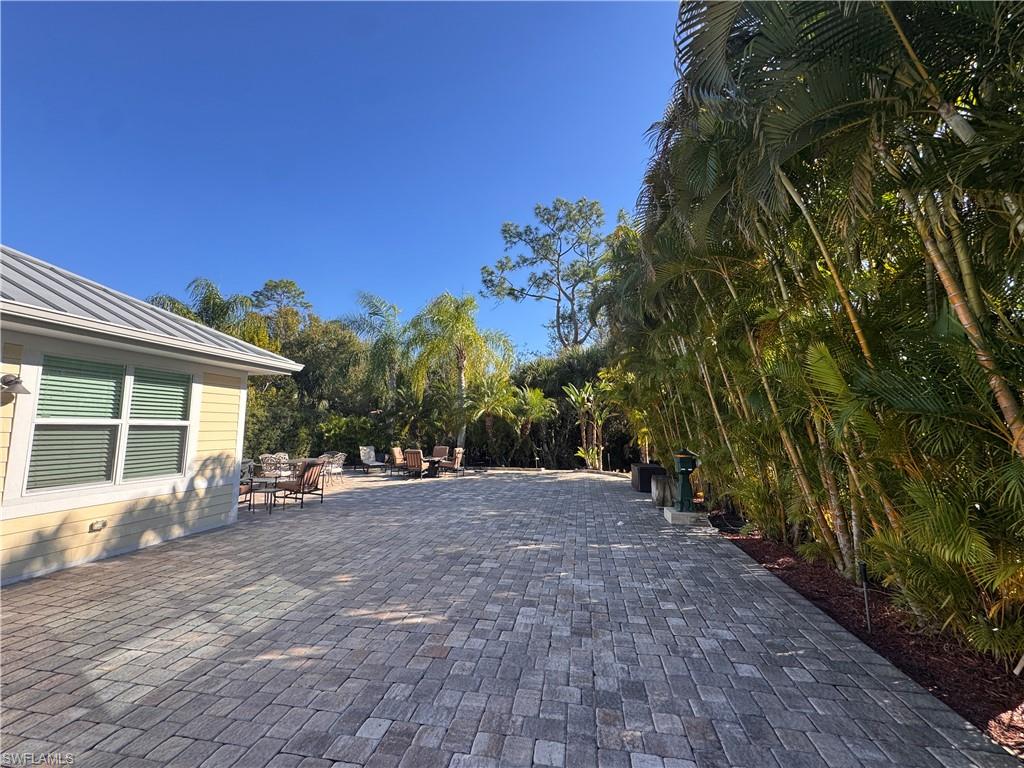 RIVERBEND MOTORCOACH RESORT - Land