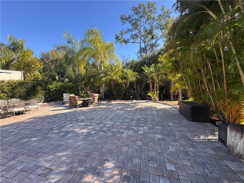 RIVERBEND MOTORCOACH RESORT - Land