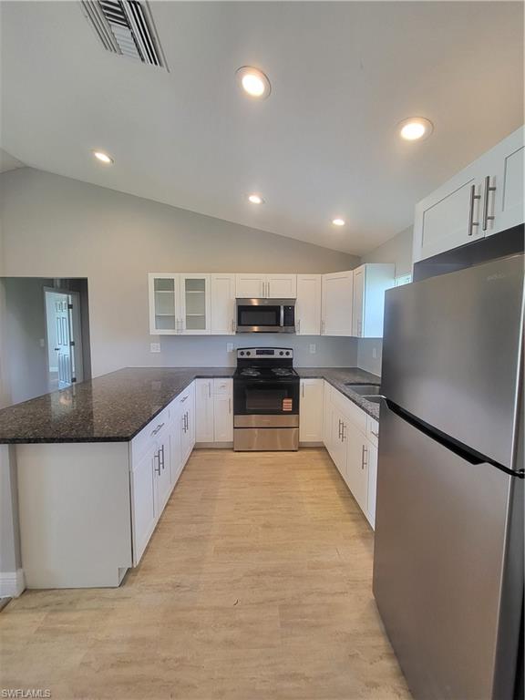 PORT LABELLE - Residential Lease