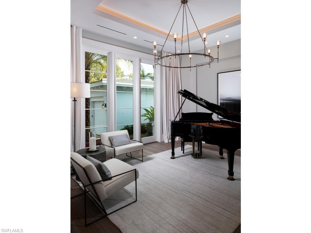 OLDE NAPLES - Residential