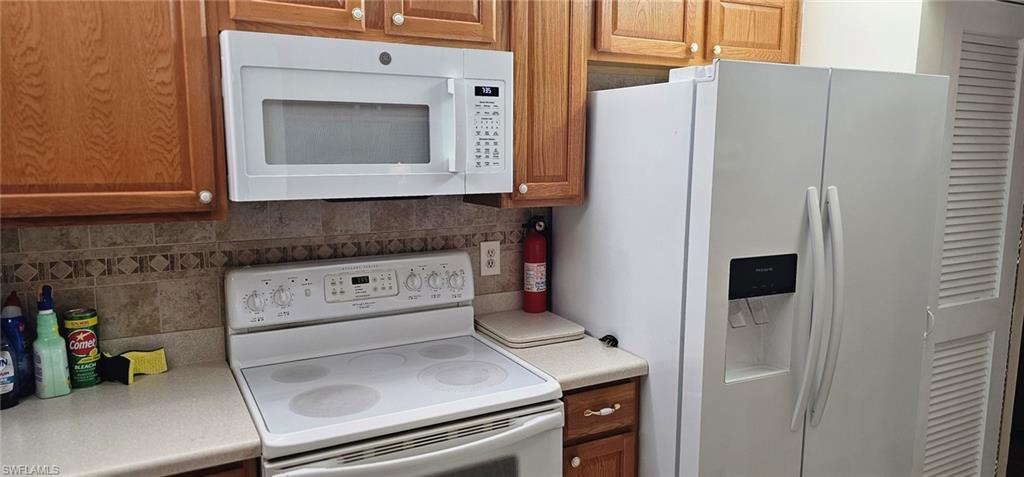 SCHOONER BAY - Residential Lease