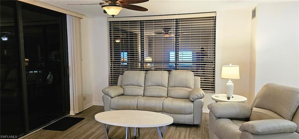 SCHOONER BAY - Residential Lease