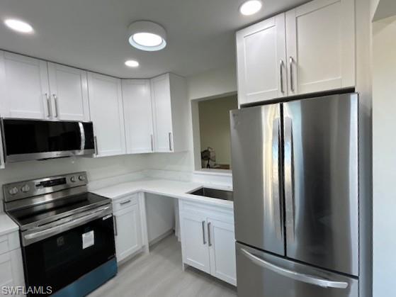 SEVEN LAKES - Residential