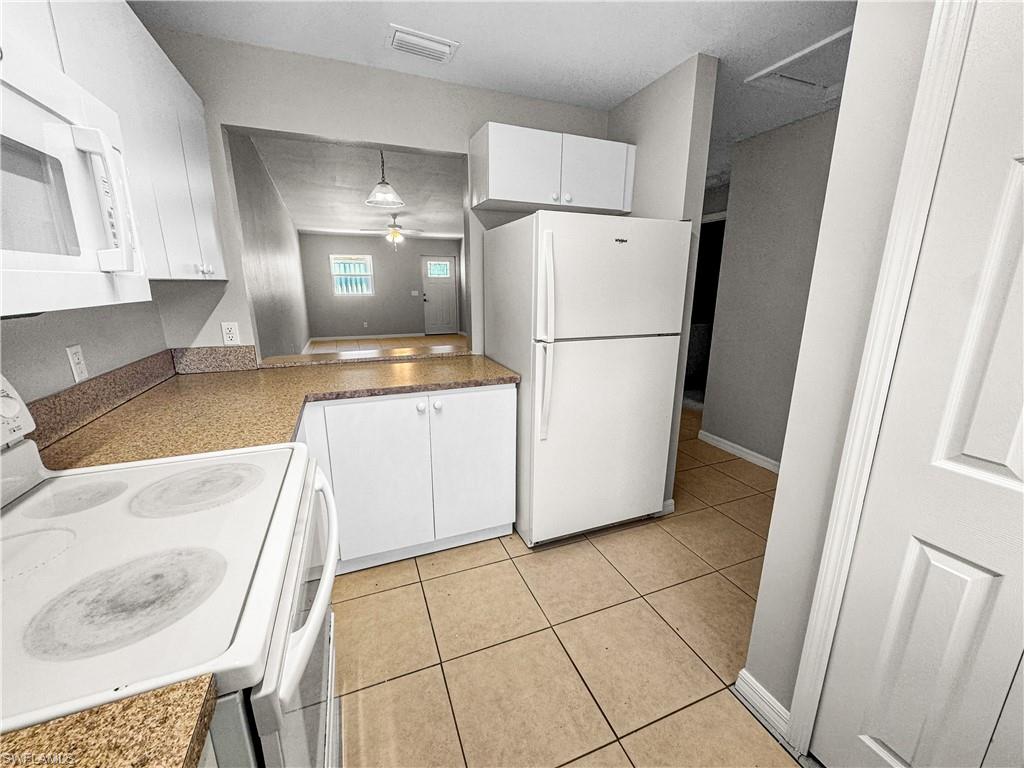 CAPE CORAL - Residential Lease