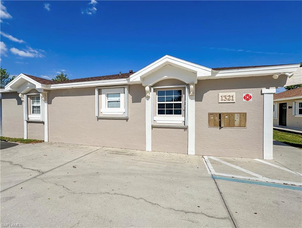 CAPE CORAL - Residential Lease