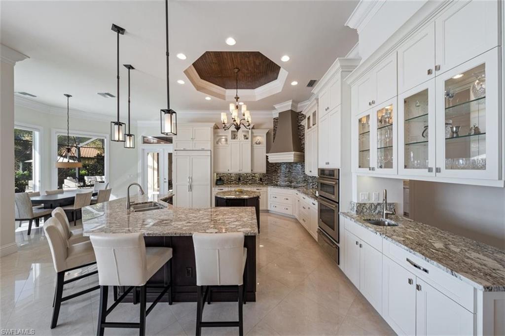 MARCO BEACH - Residential