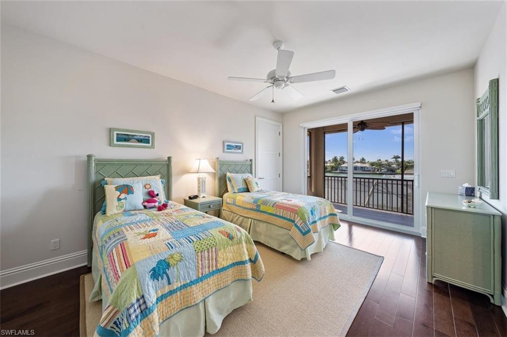 MARCO BEACH - Residential