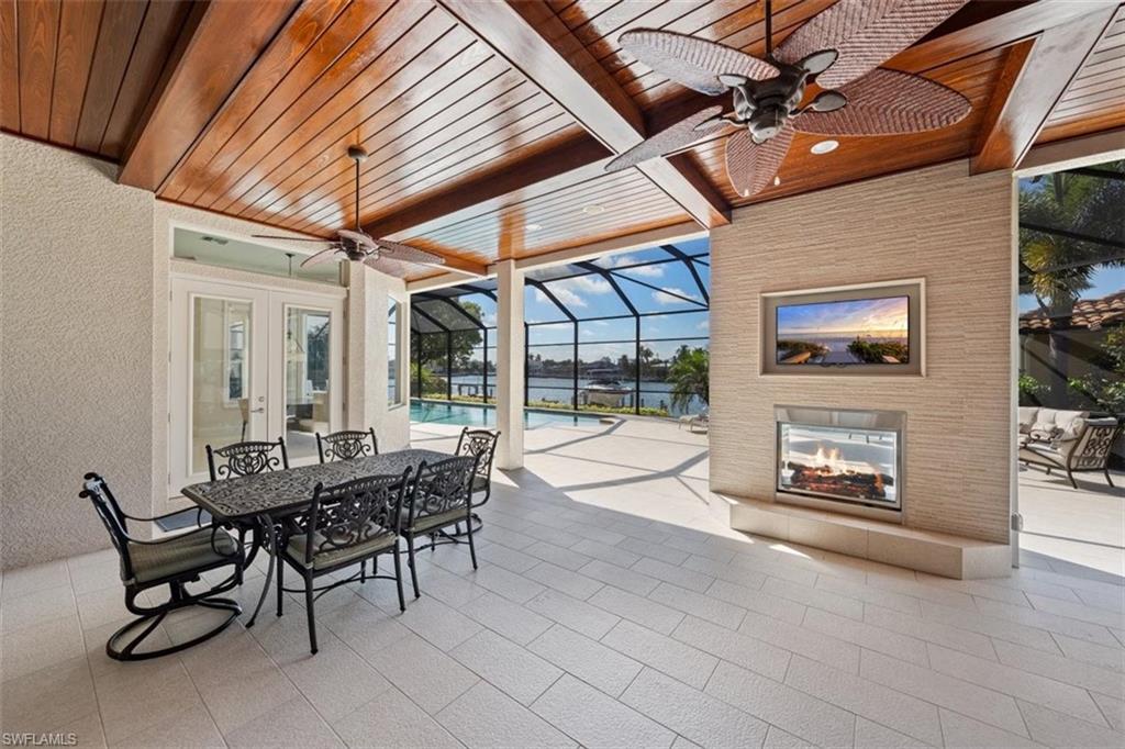 MARCO BEACH - Residential