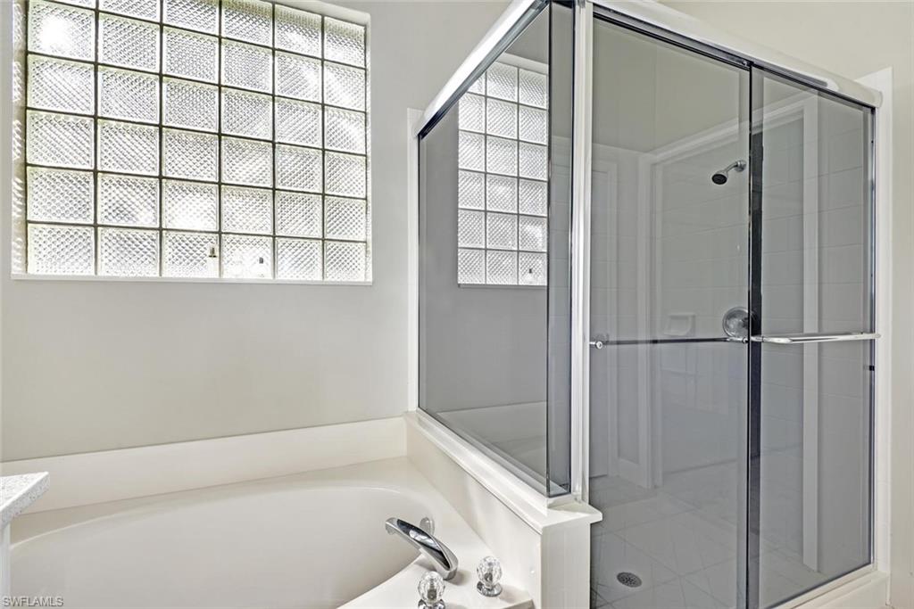 ISLAND COVE - Residential