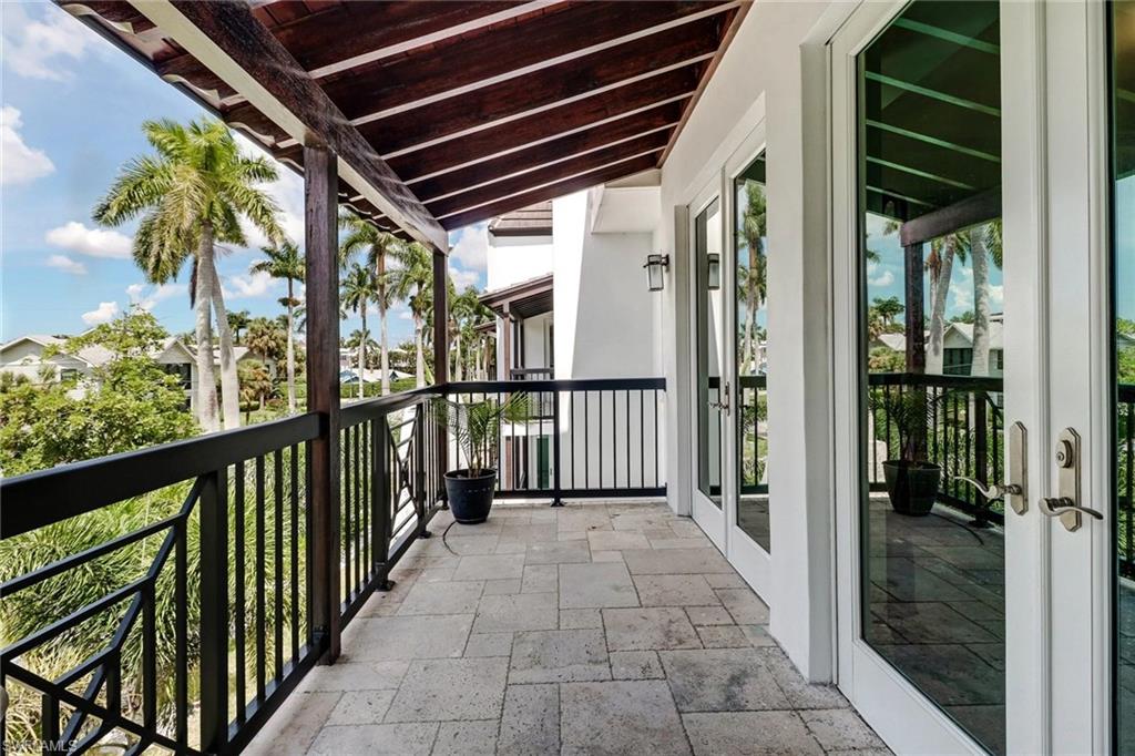 OLDE NAPLES - Residential