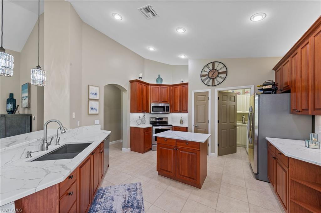 AVALON - Residential