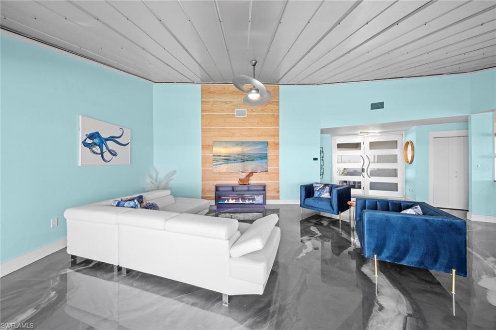 FAIRVIEW ISLES - Residential